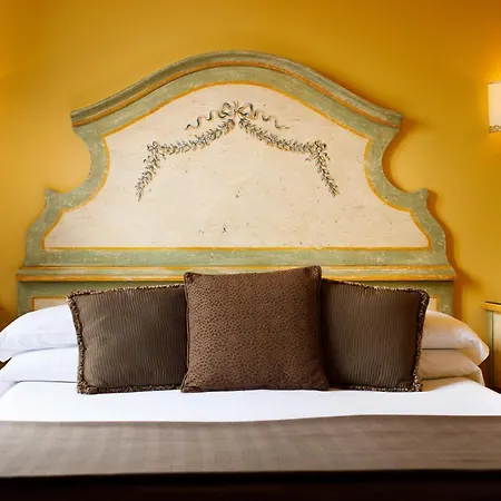 Palazzo Guardati Affittacamere Guest house *